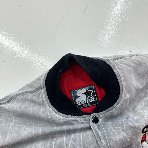 STARTER Chicago Bulls Black and Gray Bomber Jacket - Picture 3 of 8